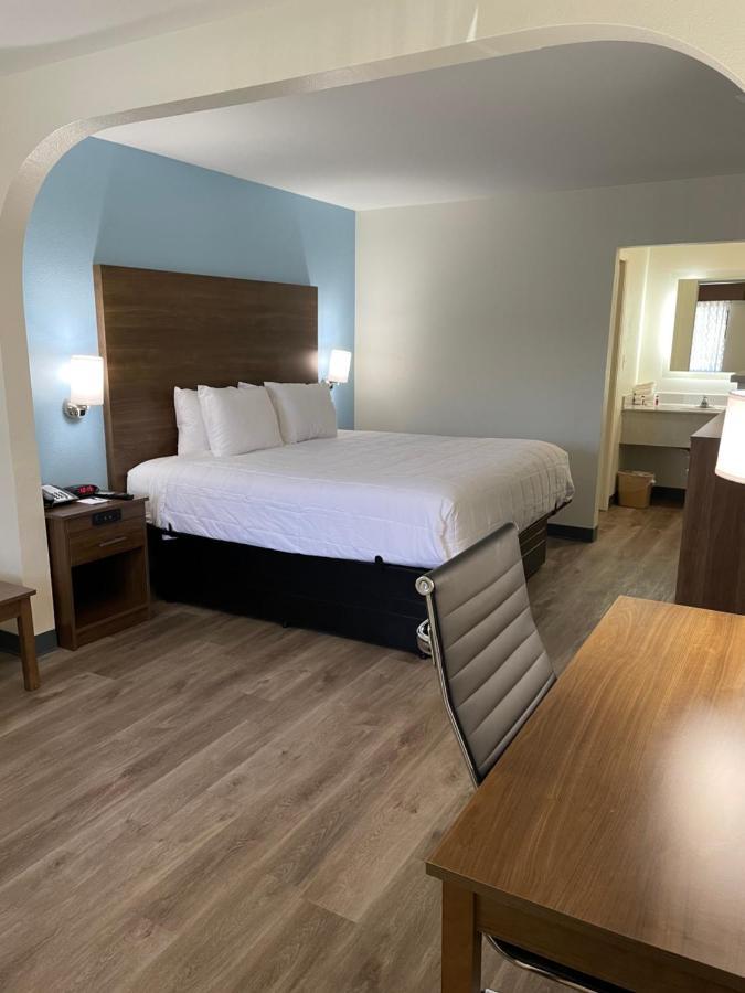 Baymont By Wyndham Biloxi - Ocean Springs Motel Luaran gambar