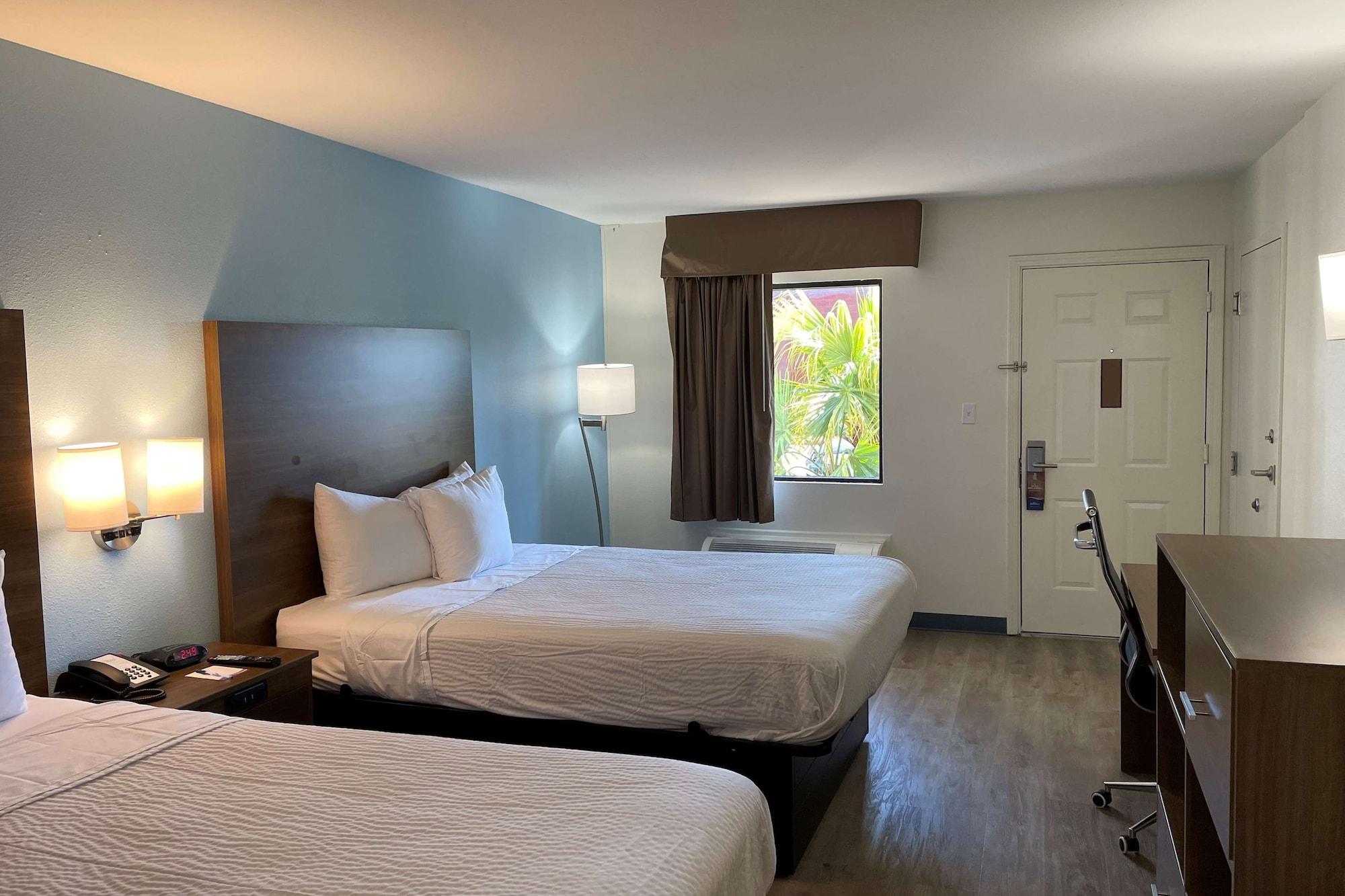 Baymont By Wyndham Biloxi - Ocean Springs Motel Luaran gambar