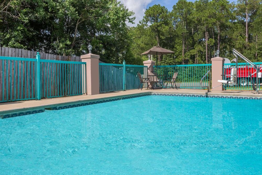 Baymont By Wyndham Biloxi - Ocean Springs Motel Luaran gambar